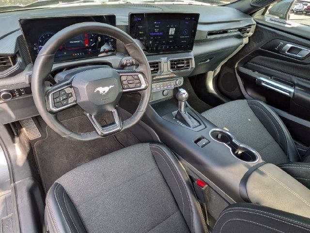 Used 2025 Ford Mustang Coupe RWD image 16