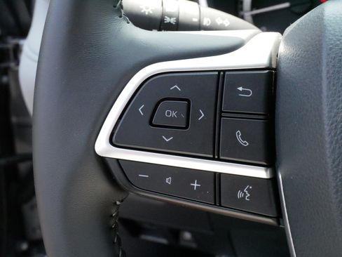Certified 2026 Toyota Highlander XLE AWD/4WD image 27