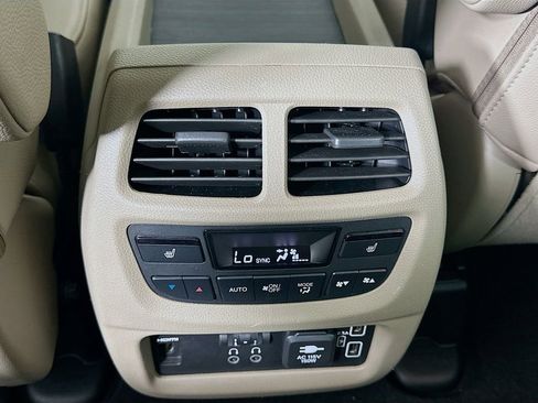 Certified 2019 Honda Pilot Elite image 26