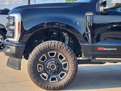 New 2026 Ford F250 4x4 Crew Cab Super Duty image 9