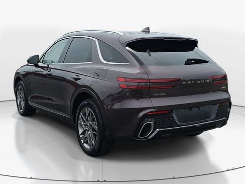 Used 2023 Genesis GV70 2.5T w/ Select Package AWD/4WD image 8