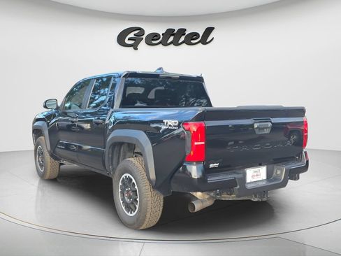Used 2024 Toyota Tacoma TRD Off-Road AWD/4WD image 7