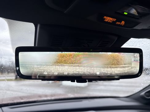 New 2025 Toyota Crown Signia Limited image 25