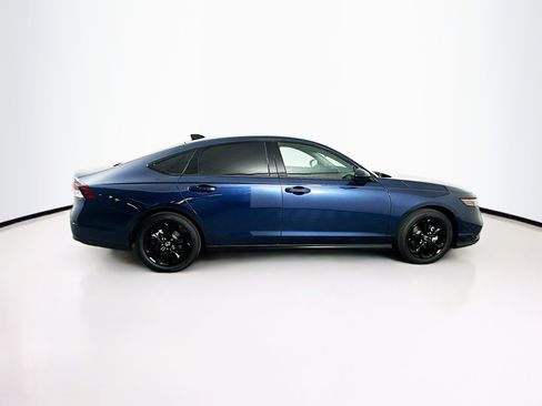Used 2025 Honda Accord SE image 10