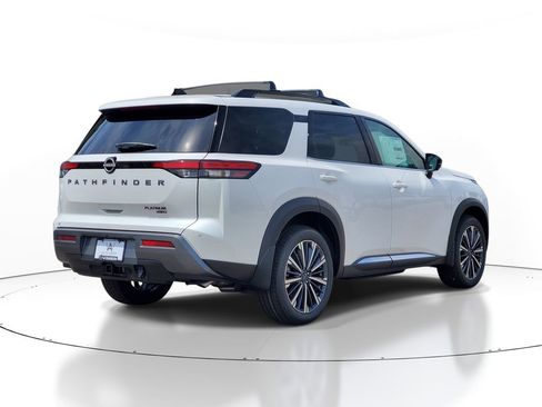 New 2026 Nissan Pathfinder Platinum AWD/4WD image 4