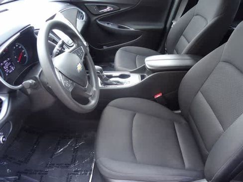 Used 2023 Chevrolet Malibu LT FWD image 6