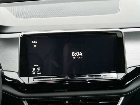 New 2026 Volkswagen Atlas Cross Sport SE image 10