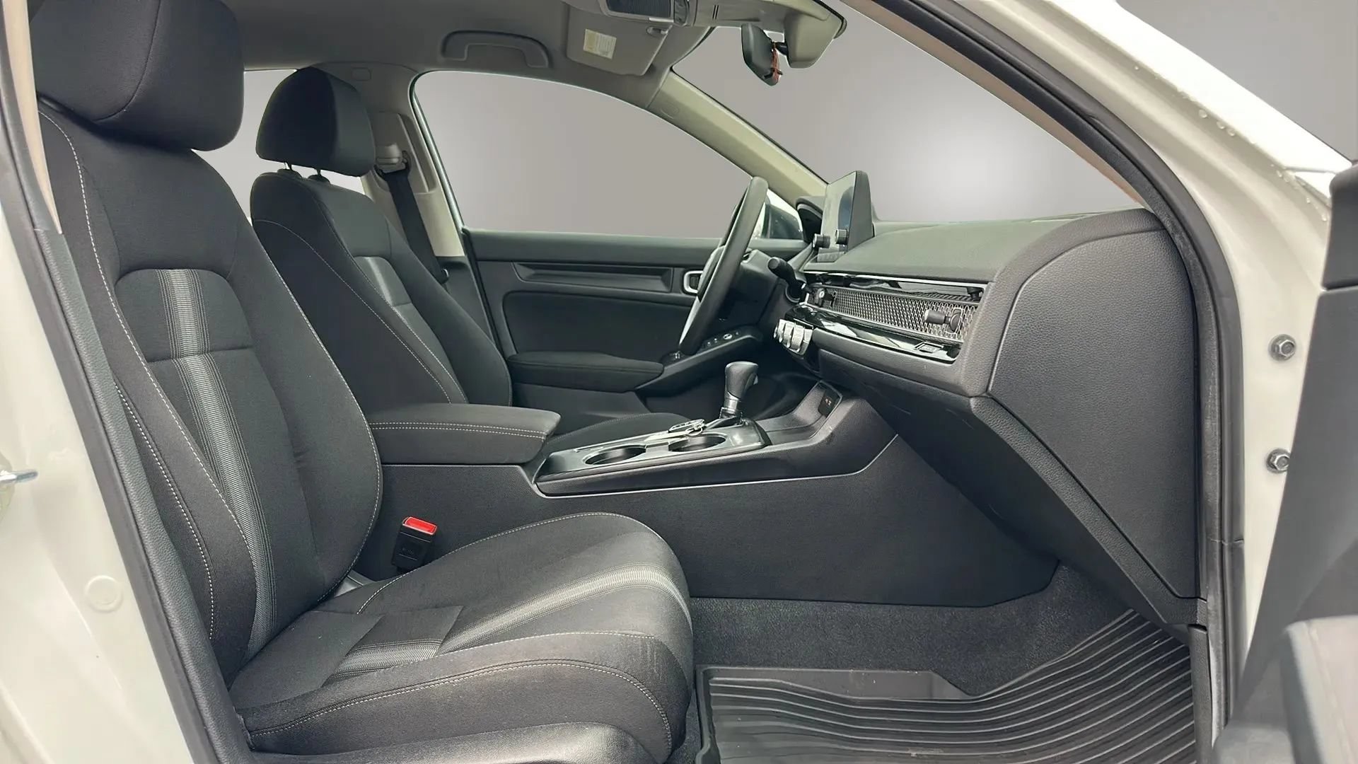 Used 2024 Honda Civic LX image 13