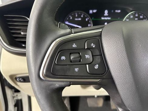Used 2023 Buick Envision Essence AWD/4WD image 15