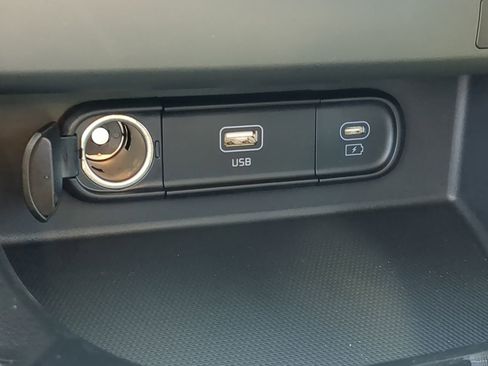 New 2026 Kia Seltos EX image 21