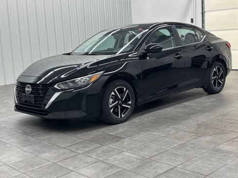 Used 2024 Nissan Sentra SV FWD image 5