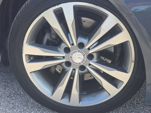 Used 2015 Mercedes-Benz E 350 4MATIC Sedan w/ Premium 1 Package image 9