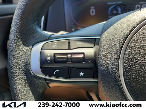 Certified 2024 Kia Sportage LX FWD image 23