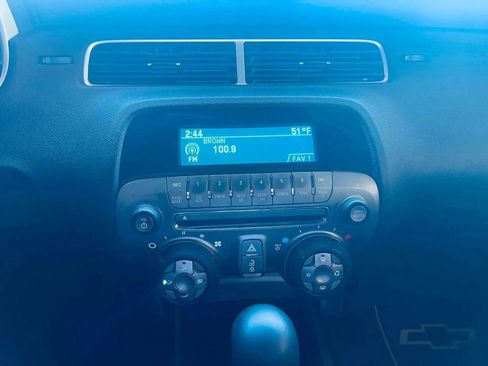 Used 2011 Chevrolet Camaro LT image 17