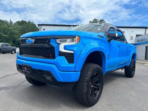 Used 2024 Chevrolet Silverado 1500 RST w/ All Star Edition Plus AWD/4WD image 2