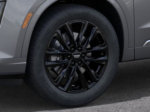 New 2025 Cadillac XT6 Premium Luxury image 9