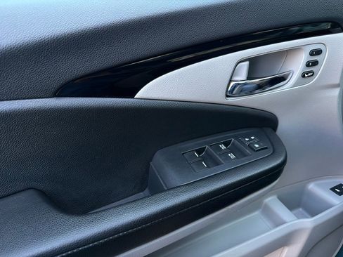 Used 2016 Honda Pilot Elite image 34