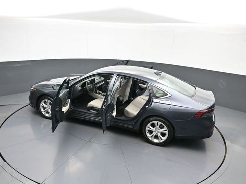 Used 2023 Honda Accord LX image 43