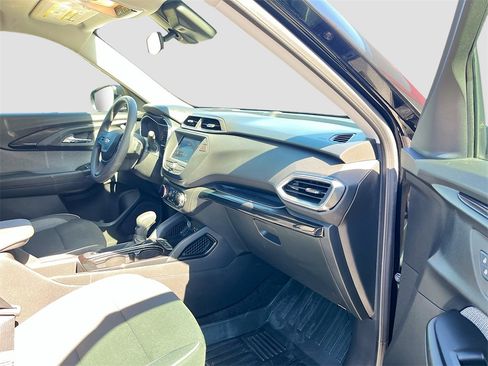 Used 2023 Chevrolet TrailBlazer LT image 26