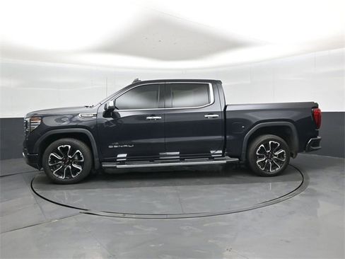Used 2022 GMC Sierra 1500 Denali image 7