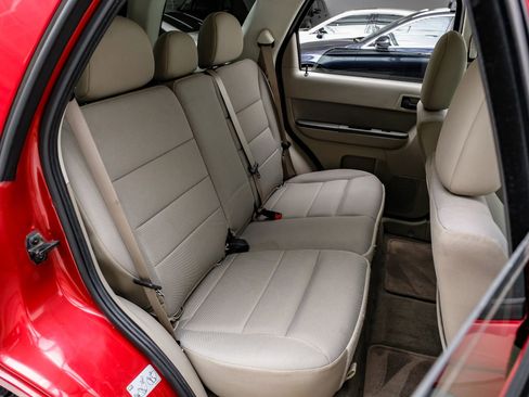 Used 2011 Ford Escape XLT image 35