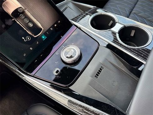 New 2025 Cadillac Escalade IQ Luxury 1 w/ Smart Trailering package image 27