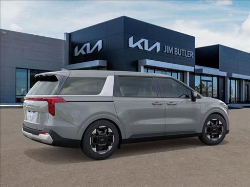 New 2026 Kia Carnival EX image 6