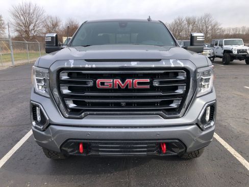 Used 2022 GMC Sierra 1500 AT4 w/ AT4 Premium Package image 2