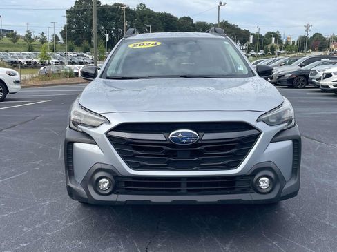 Used 2024 Subaru Outback Premium AWD/4WD image 2