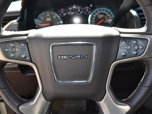 Used 2017 GMC Yukon Denali w/ Open Road Package AWD/4WD image 18