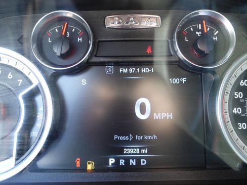 Used 2023 RAM 1500 Classic SLT w/ Electronics Convenience Group AWD/4WD image 54