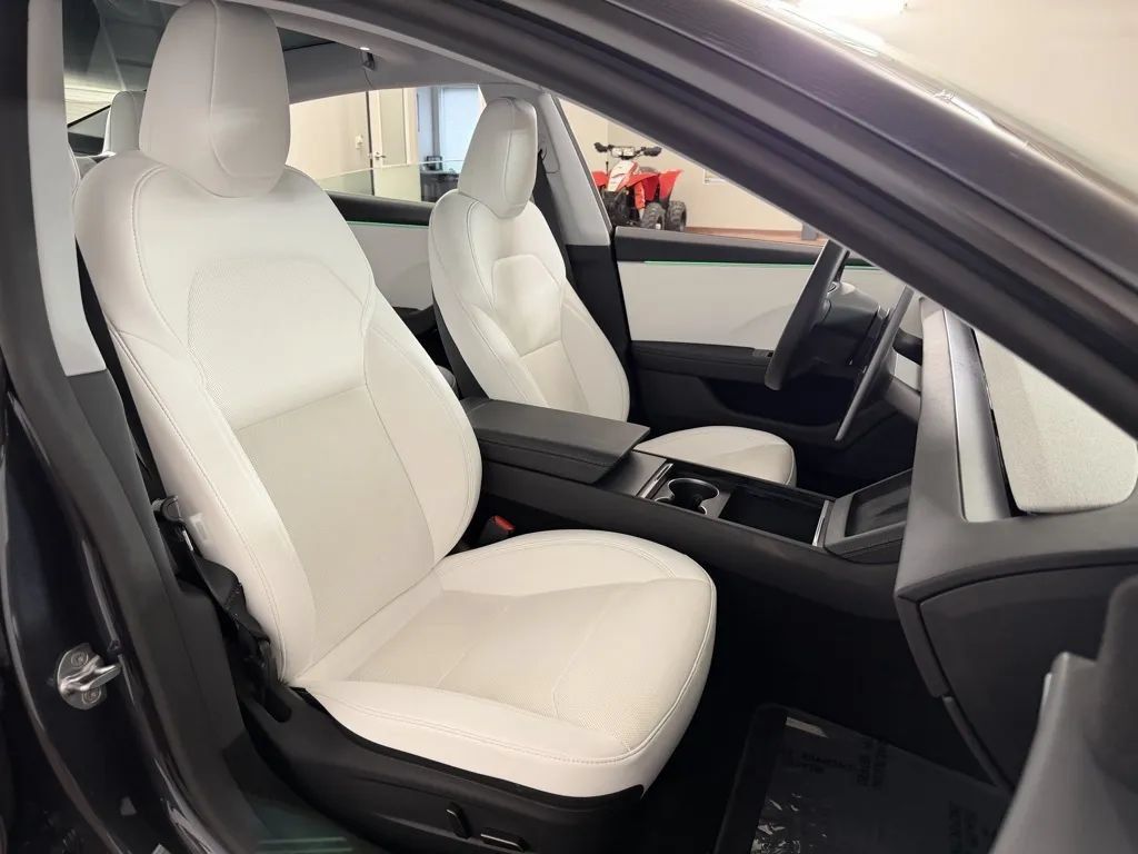 Used 2025 Tesla Model 3 Long Range AWD/4WD image 43
