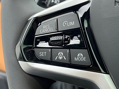 Used 2026 BMW i4 eDrive40 w/ Premium Package RWD image 19