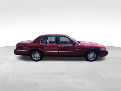 Used 2002 Mercury Grand Marquis LS RWD image 2