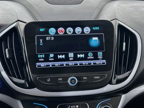 Used 2017 Chevrolet Volt LT FWD image 19