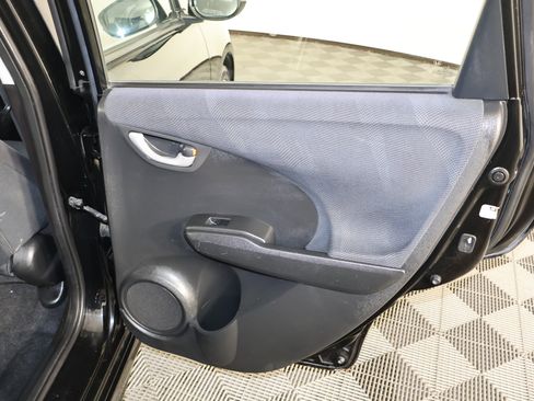 Used 2010 Honda Fit Sport image 39