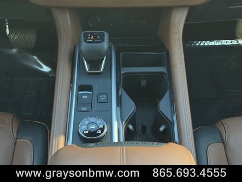 Used 2022 Nissan Pathfinder Platinum w/ Lighting Package (N93) image 19