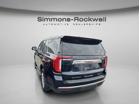 Used 2022 GMC Yukon SLT w/ SLT Luxury Package image 5