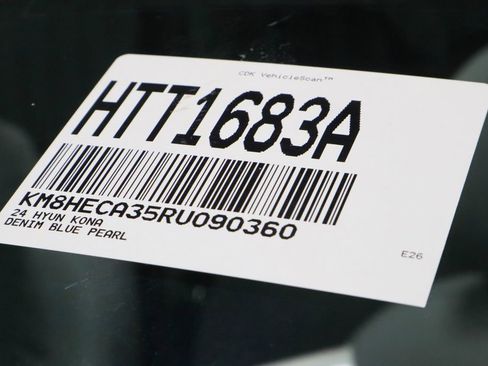 Certified 2024 Hyundai Kona Limited AWD/4WD image 39