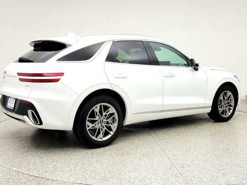 Used 2025 Genesis GV70 2.5T AWD/4WD image 5