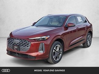 New 2025 Audi Q5 Premium video 1