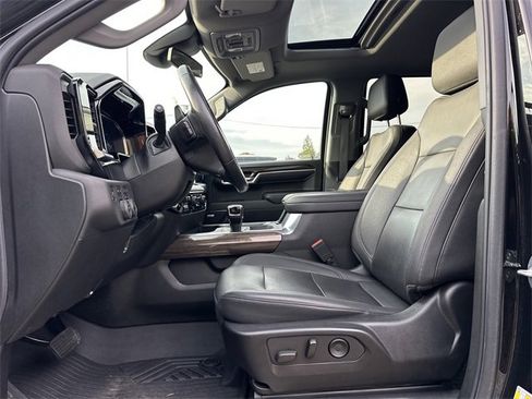 Used 2022 Chevrolet Silverado 1500 RST w/ RST All Star Premium Package image 10