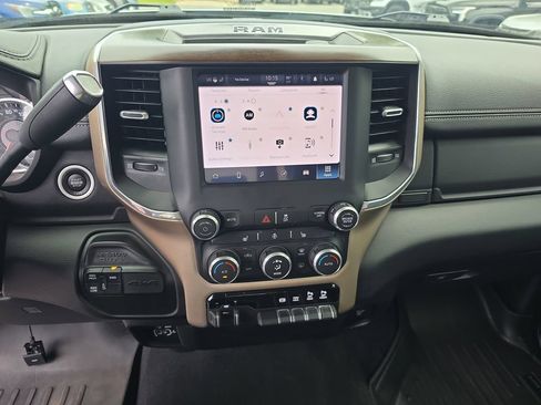 Used 2022 RAM 2500 Laramie AWD/4WD image 23