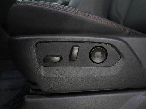 Used 2026 GMC Sierra 2500 AT4 w/ AT4 Premium Plus Package image 23