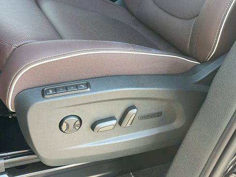 New 2025 Volkswagen ID. Buzz Pro S image 25