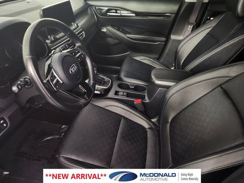 Used 2021 Kia Seltos SX w/ SX Sunroof Package AWD/4WD image 13