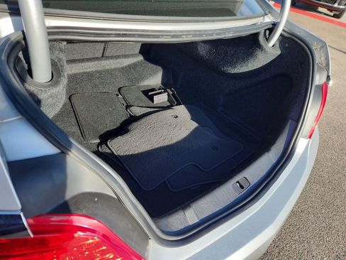 Used 2016 Buick LaCrosse Leather image 10