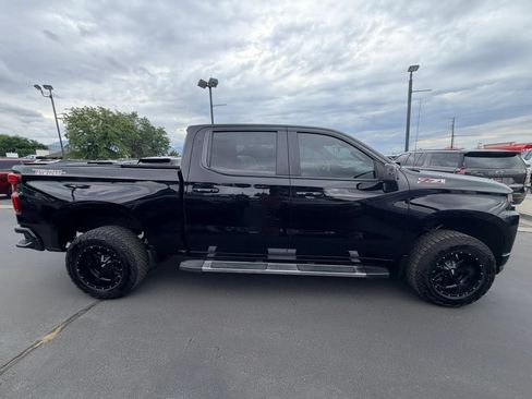 Used 2019 Chevrolet Silverado 1500 LT Trail Boss AWD/4WD image 3