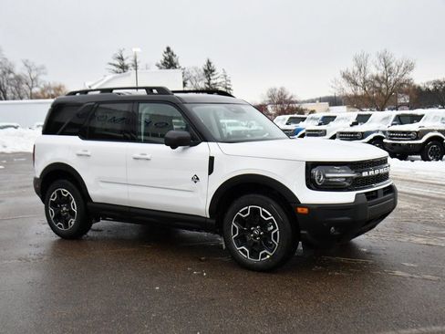 New 2025 Ford Bronco Sport Outer Banks w/ Outer Banks Tech Package+ image 8