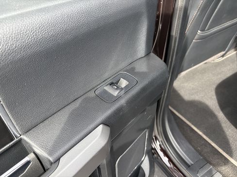 Certified 2019 Ford F150 Platinum w/ FX4 Off-Road Package AWD/4WD image 35